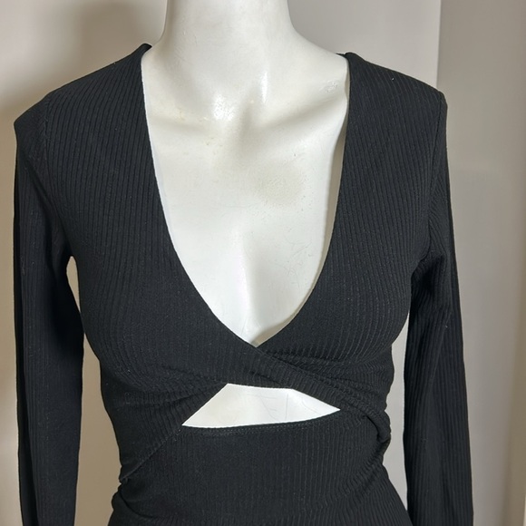 Reformation Polina Long Sleeve Midi Bodycon Dress Black Twist Front Sz XS - Picture 6 of 10